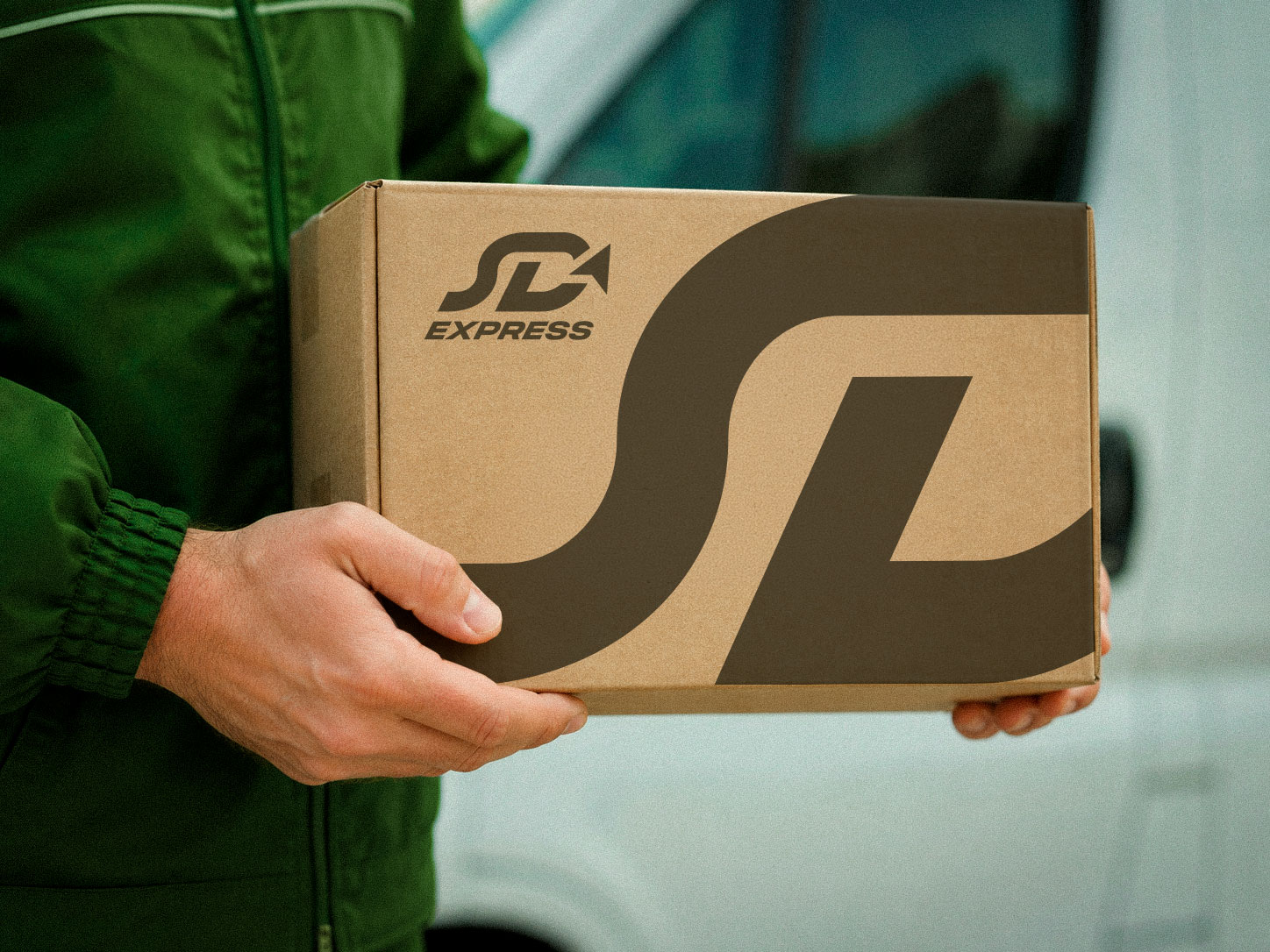 Consegna di un pacco SD Express